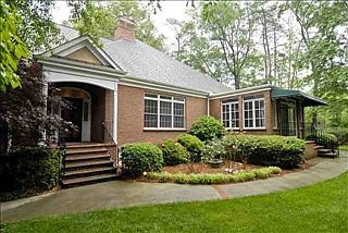 1st image of 103 Hidden Hills Dr