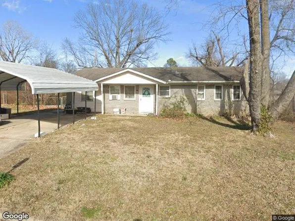 1810 W Cedar St, Claremore, OK 74017