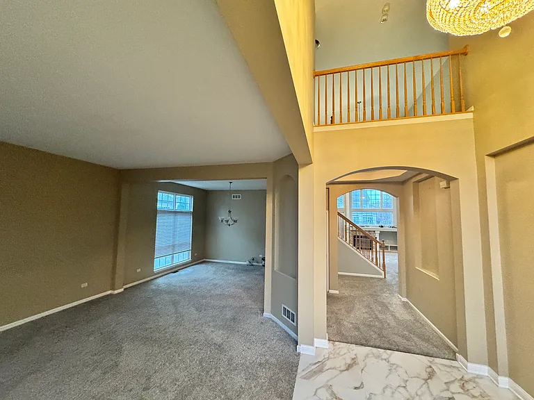 1339 Palisades Dr — Photo 5