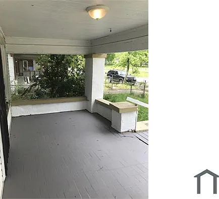 6909 Division Ave — Photo 2