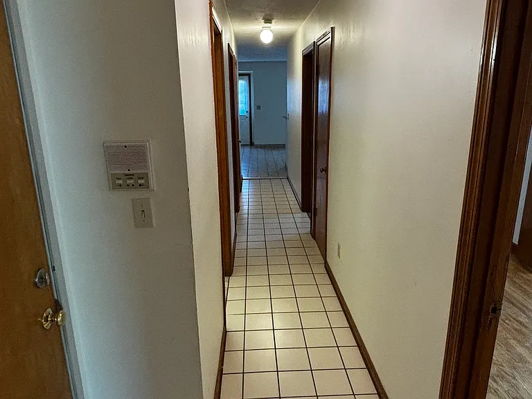 41 Brooks St #1 — Photo 6