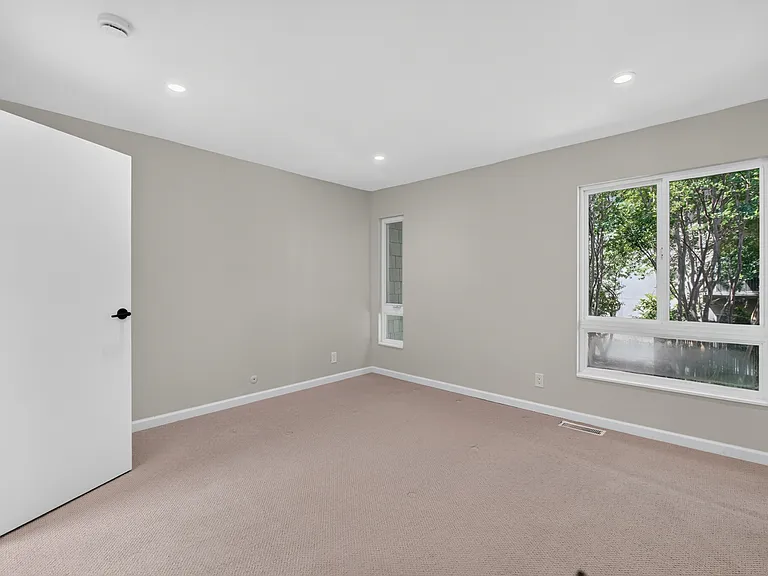 827 N Humboldt St — Photo 17