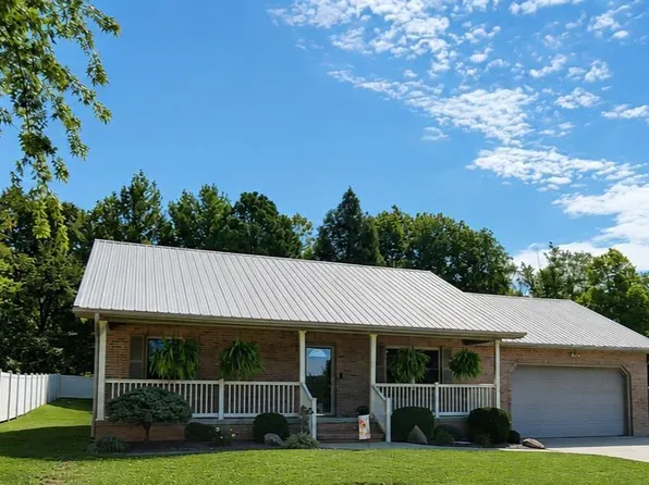 101 Southgate St, Loogootee, IN 47553