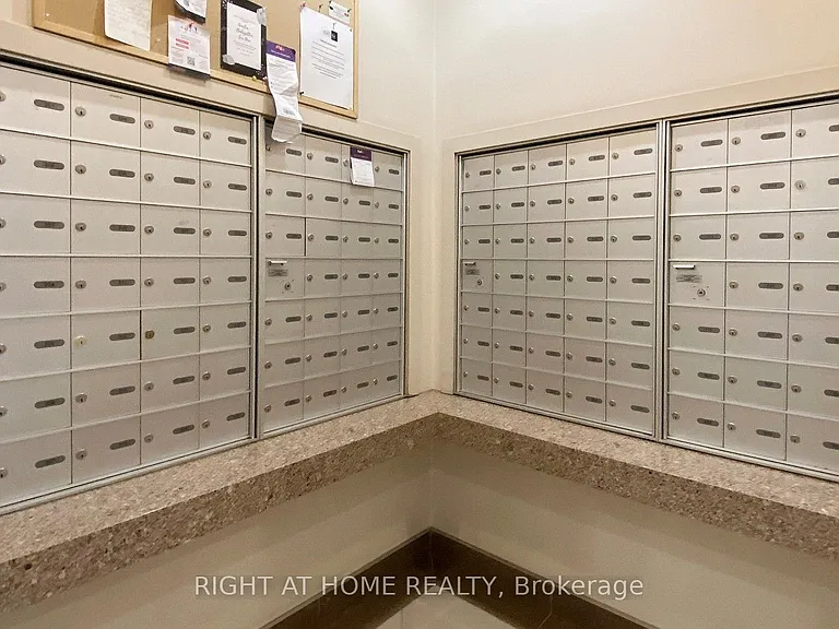 760 Sheppard Ave W #212 — Photo 39
