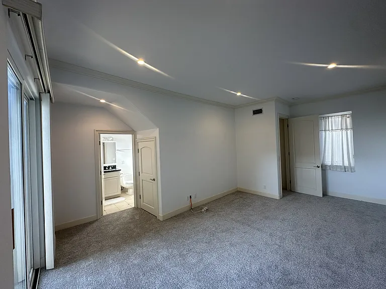 8120 Billowvista Dr — Photo 19