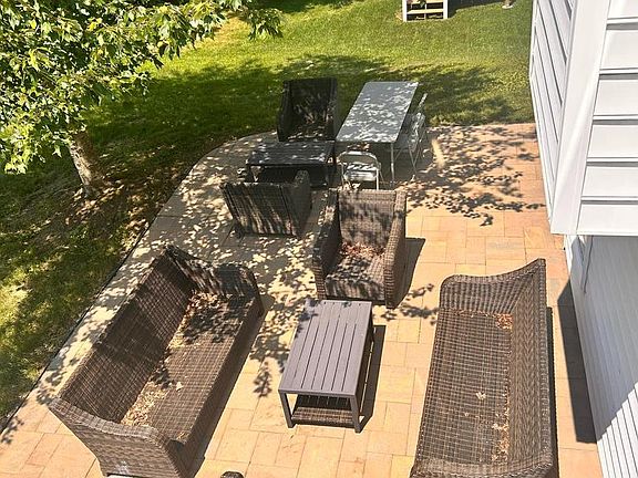 3rd image of 209 Bayberry Dr