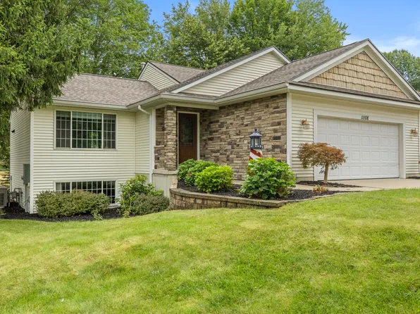 11108 Creekside Dr, Allendale, MI 49401