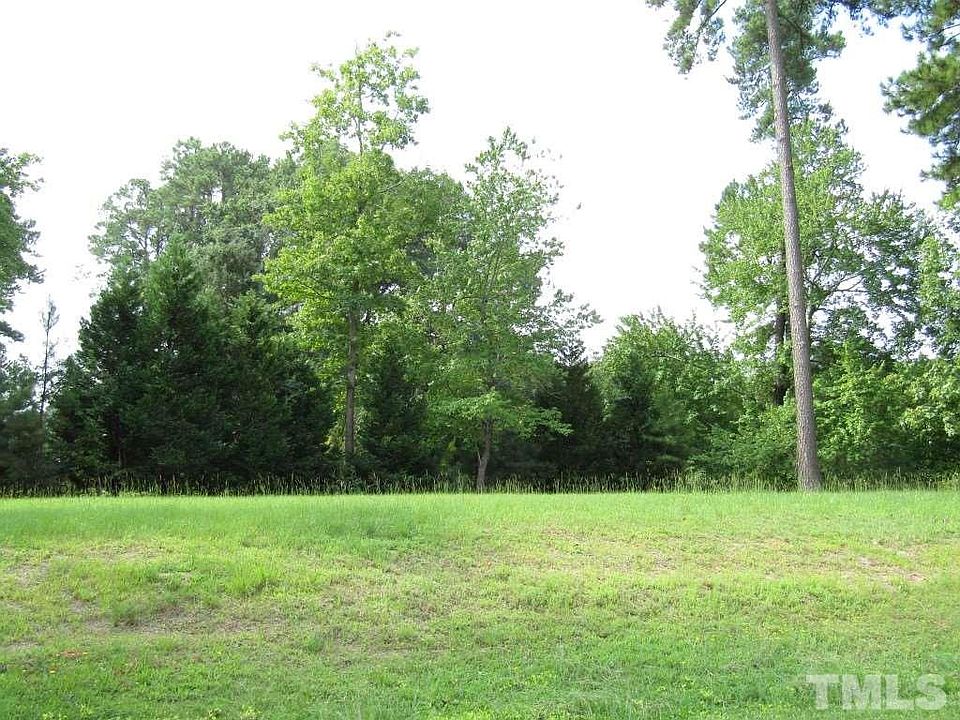 2nd image of 3002 Carrington Ln