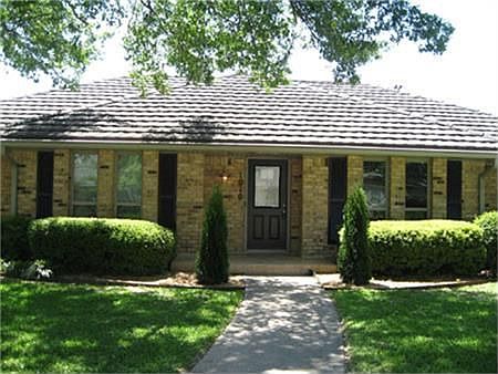 1st image of 1010 Lansdale Dr