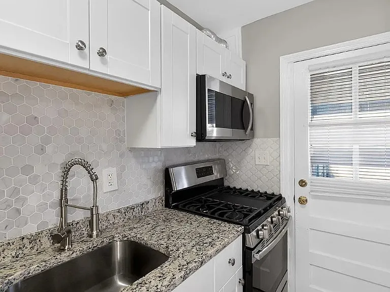 3425 Dunran Rd — Photo 11