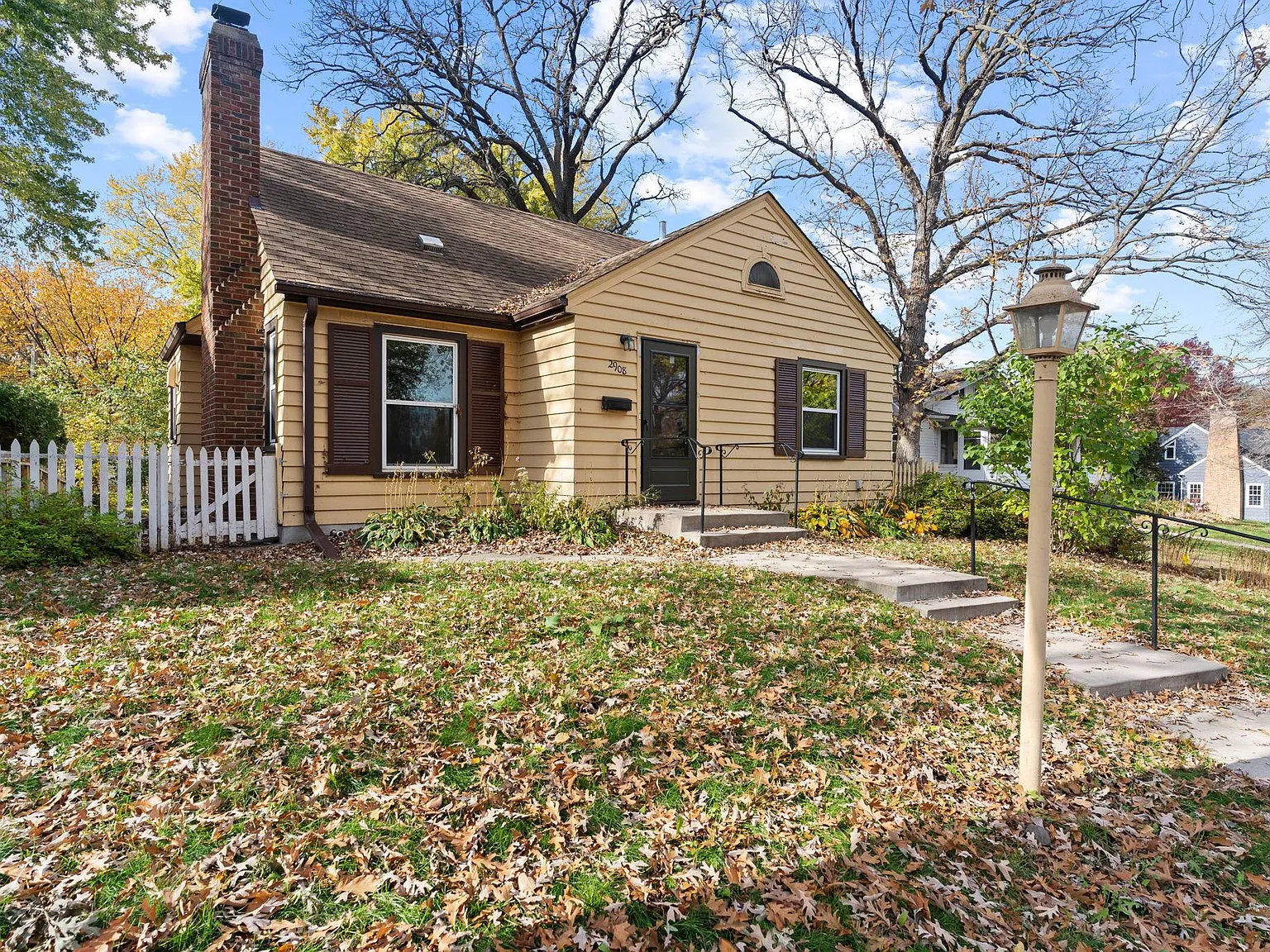 3 bed, 1284 sqft, $2,950 — Photo 2