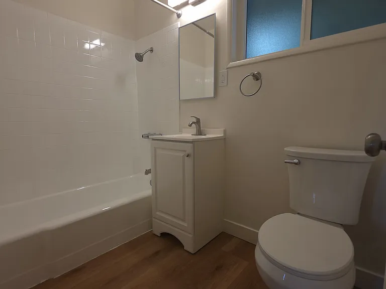 6107 Brynhurst Ave #11 — Photo 12