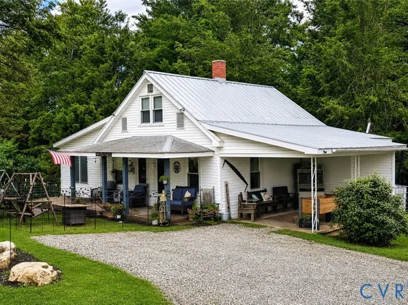 825 Macks Mountain Rd NW, Indian Valley, VA 24105