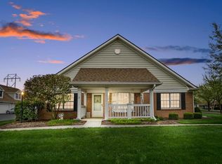 277 Dogwood Ln, Westerville, OH 43082