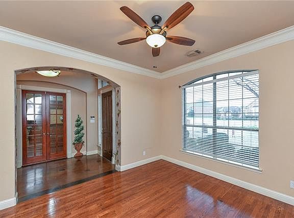 3rd image of 1324 Rusticwood Dr
