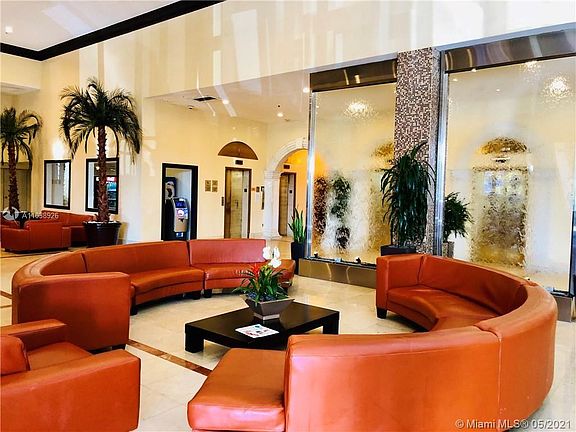 4th image of 19201 Collins Ave #901