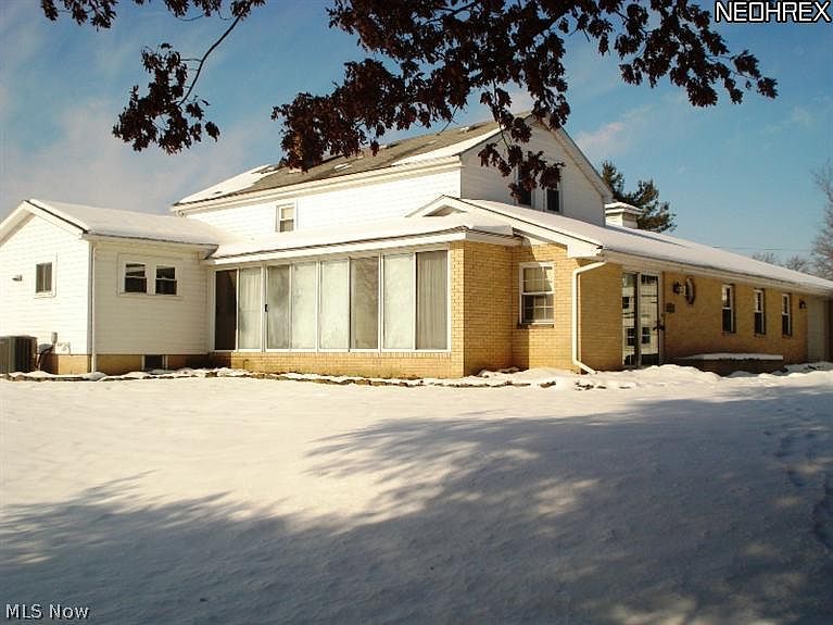 1st image of 802 Wardell Dr SE