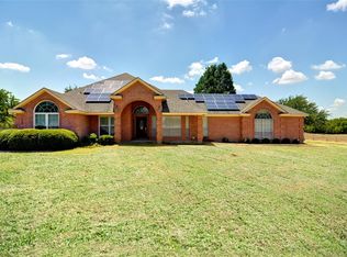 2415 Floyd Hampton Rd, Crowley, TX 76036