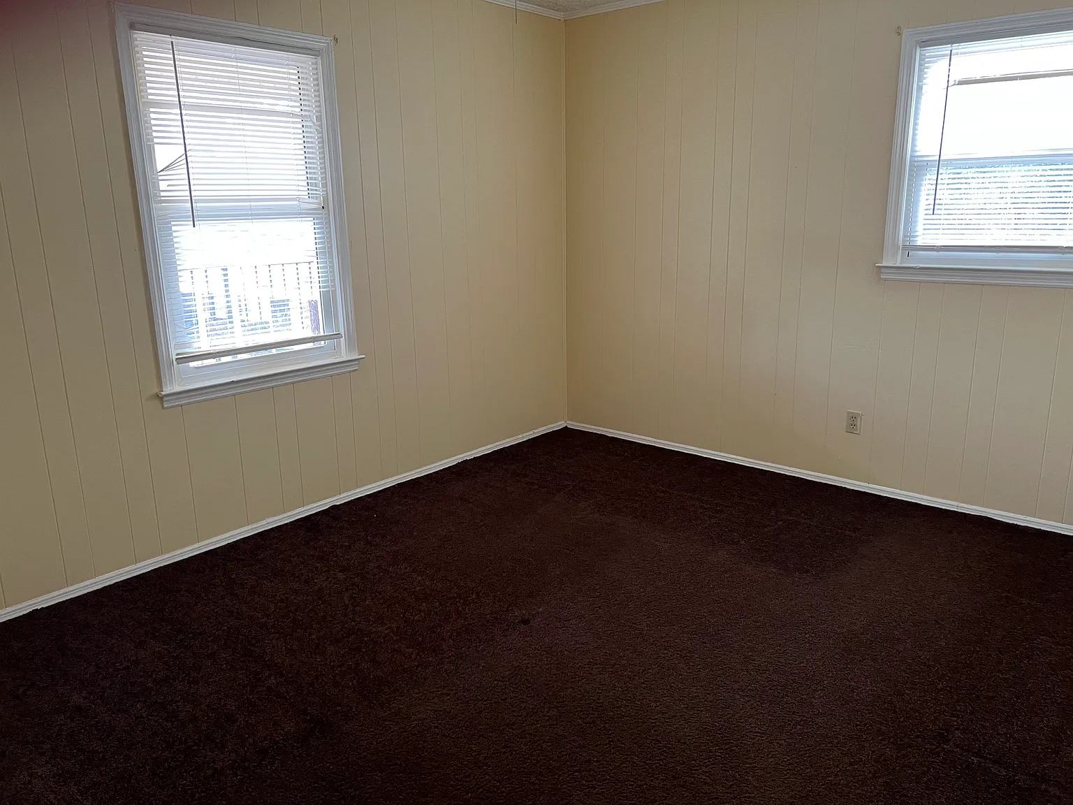 3 bed, 1400 sqft, $1,200 — Photo 3