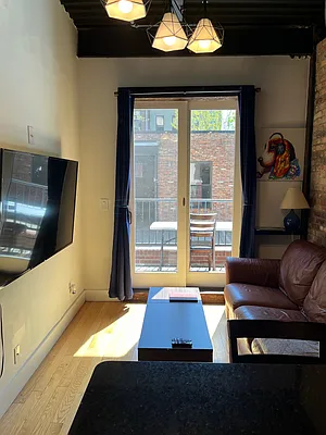 Rented by Smart City Real Estate LLC | media 9