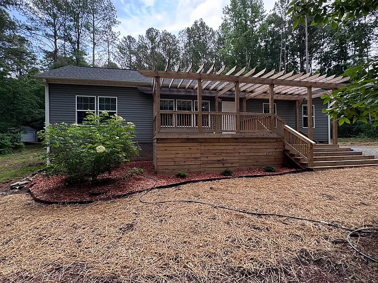 2424 Buckner Clark Rd — Photo 1