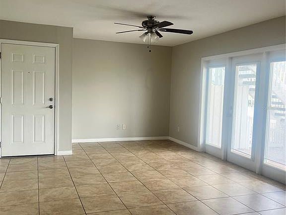 3rd image of 4728 BEACH DRIVE SE #B