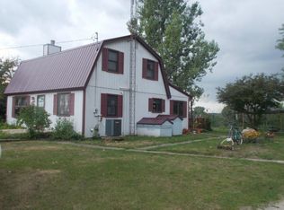 4996 Henderson Lake Rd, Prescott, MI 48756