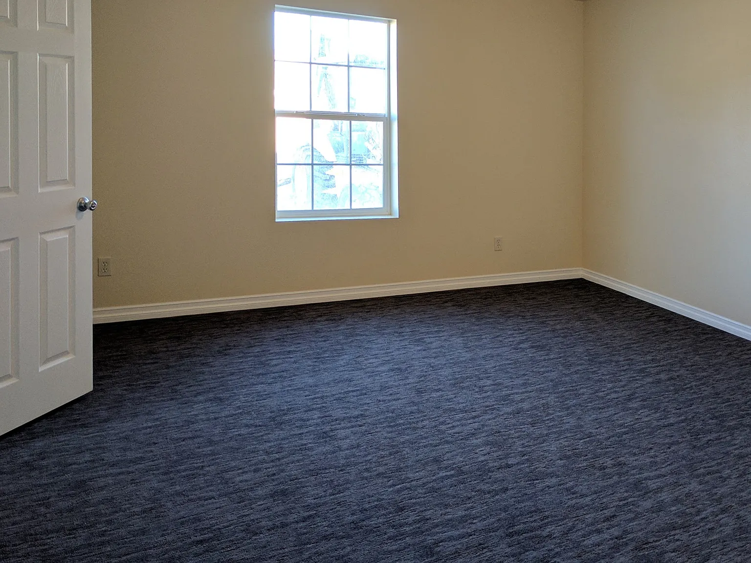3 bed, 938 sqft, $1,450 — Photo 4