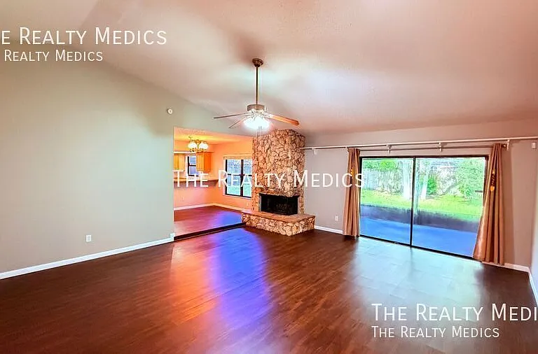 481 Timberwood Trl — Photo 23