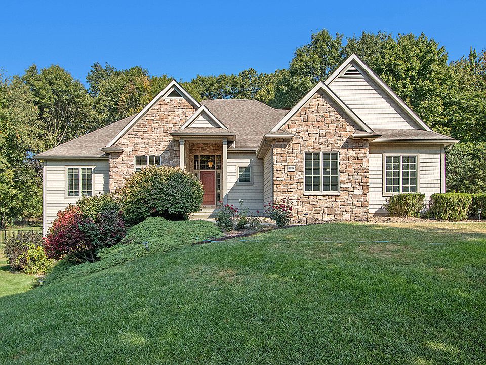 1st image of 9395 Marshwood Dr