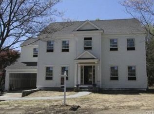 21 Wareham St, Fairfield, CT 06824