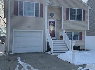 116 Emmett St, Central Falls, RI 02863