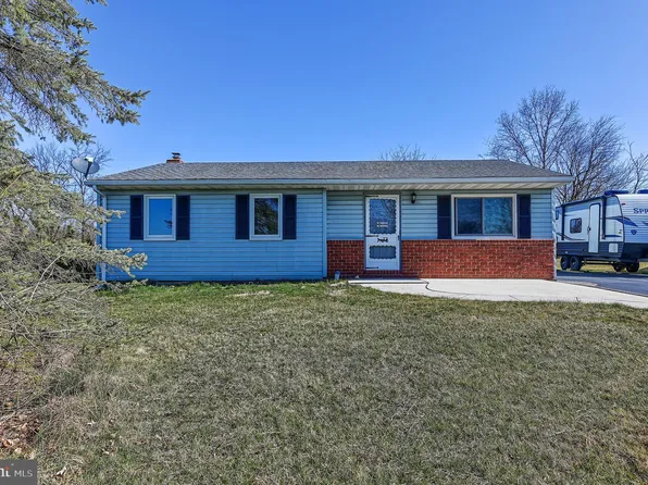 134 Rose Ln, New Oxford, PA 17350