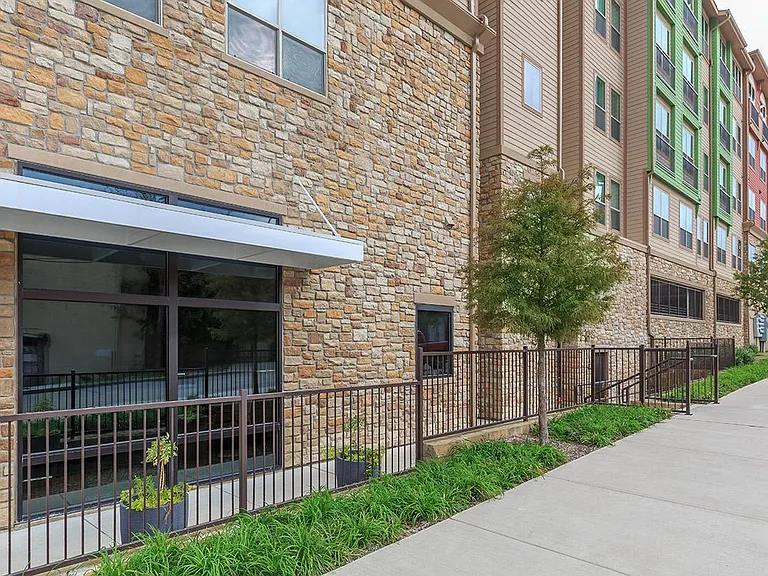 The Belleview — Photo 19