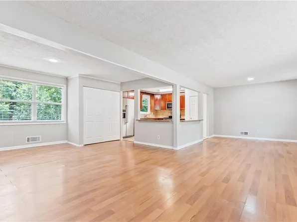 1563 Greenwood Dr, Norcross, GA 30093