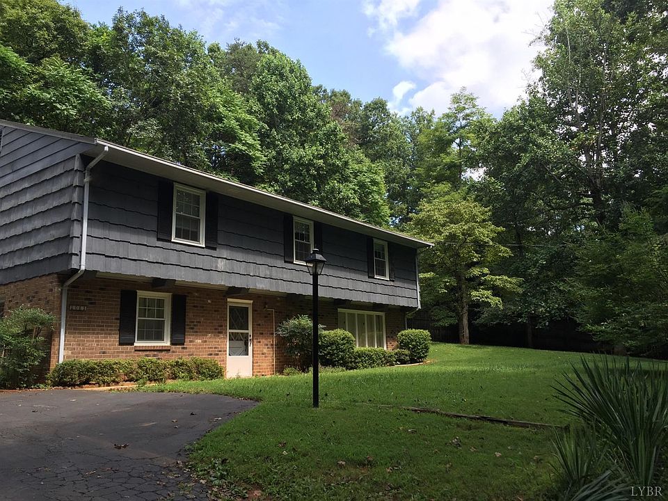 1st image of 1061 Medina Ln
