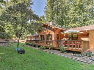 28 Log Cabin Trl, Candler, NC 28715