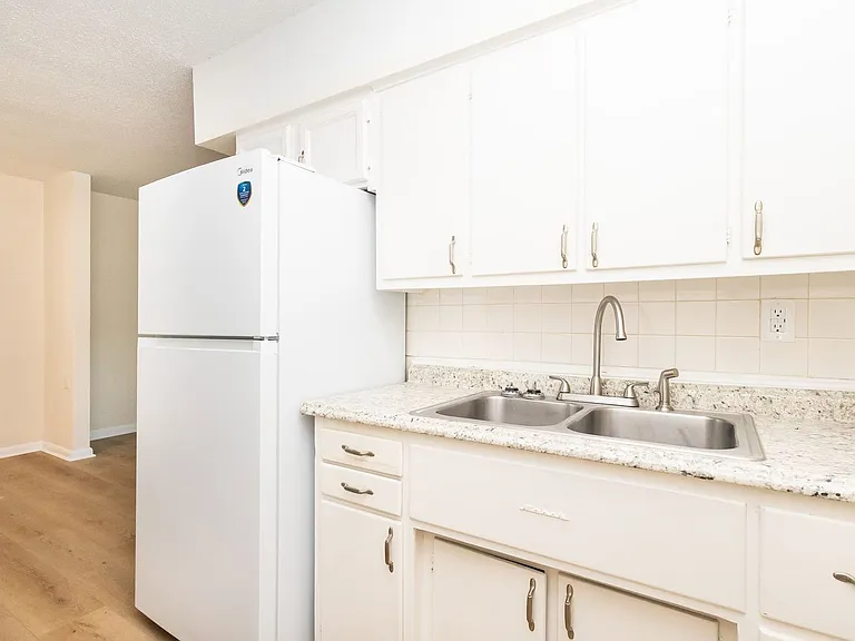 4718 Arrowhead Trl #B — Photo 8
