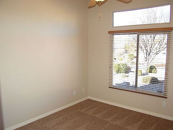 5th image of 3031 S Ledge Rock Dr