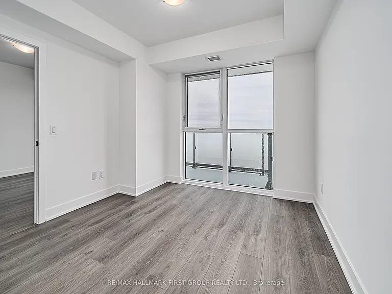2545 Simcoe St N #2708 — Photo 17