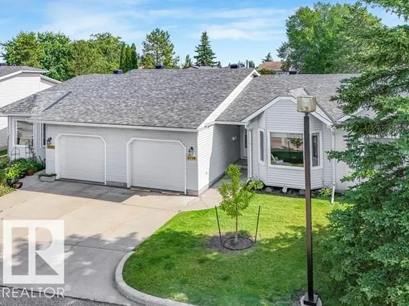 5749 189th St NW, Edmonton, AB T6M 2G8