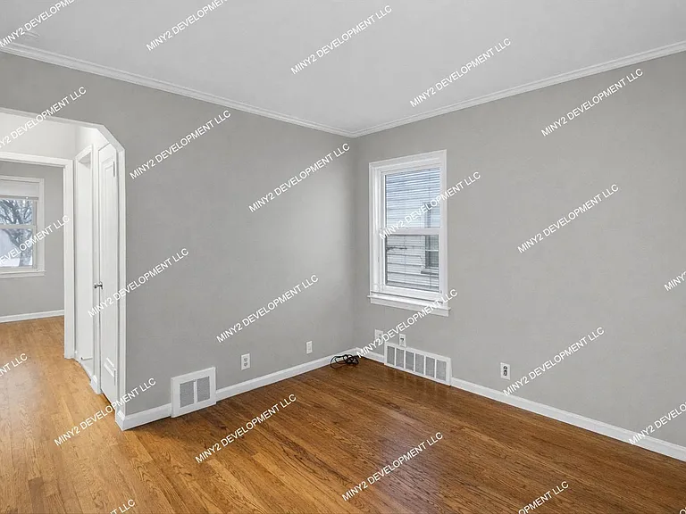 14655 Jacob Ave — Photo 7