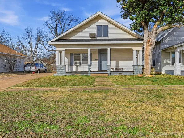 724 E Moses St, Cushing, OK 74023