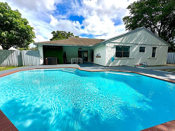 Newly Renovated pool