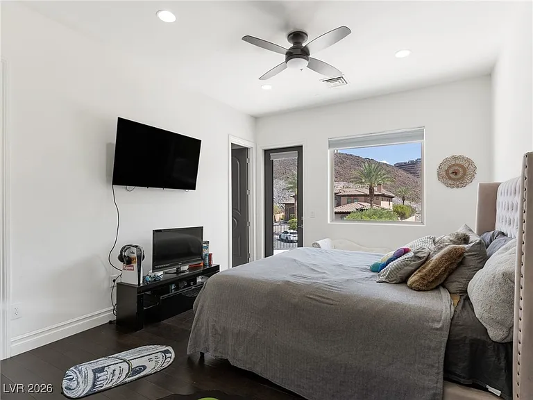 779 Clove Ct — Photo 48