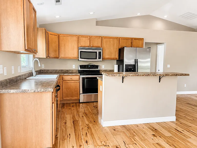 205 Royal Pines Dr — Photo 16