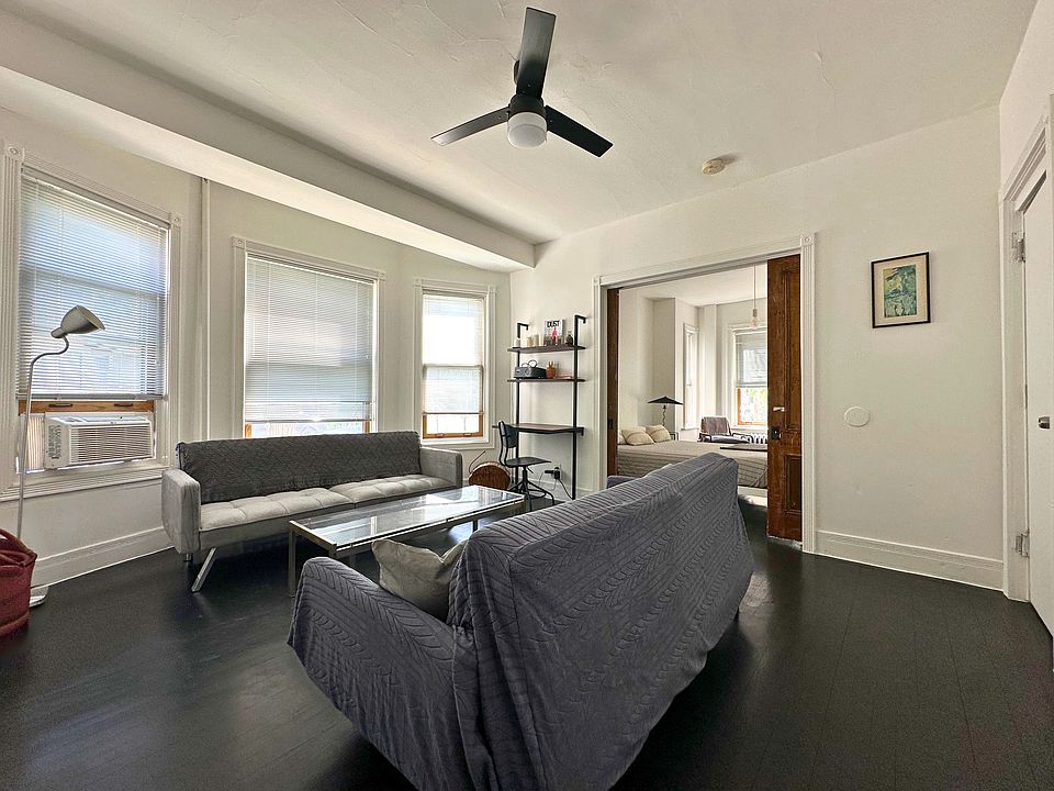 1st image of 32 Liberty St Floor 1