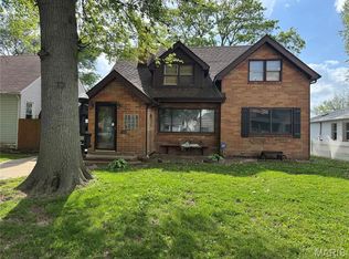 406 Doerr St, Roxana, IL 62084