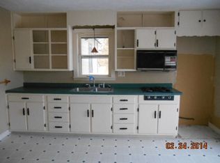 4636 96th St, Franksville, WI 53126