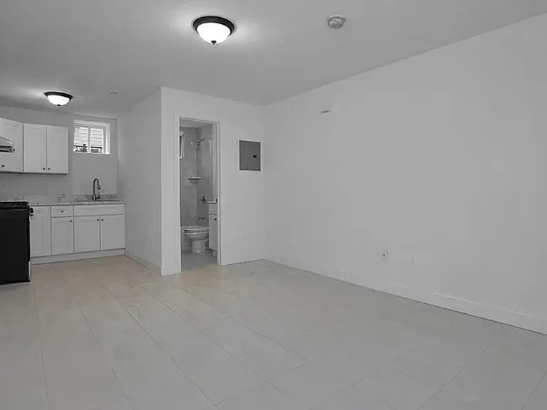 540 Sinclair Ave #1 — Photo 2